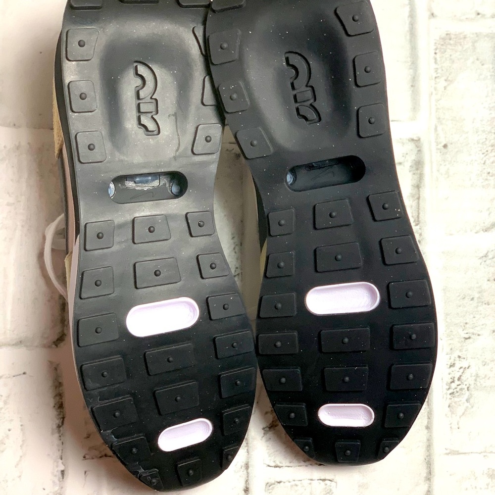 Air Max Pre-Day - Picture 8 of 8